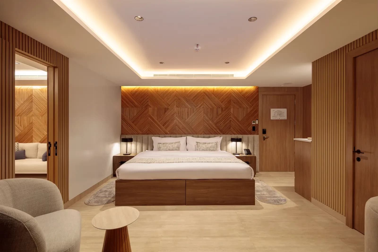 A king-configuration suite aboard Hermes, Galápagos