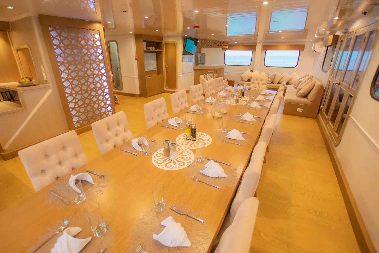 Indoor dining room aboard Seaman Journey, Galápagos
